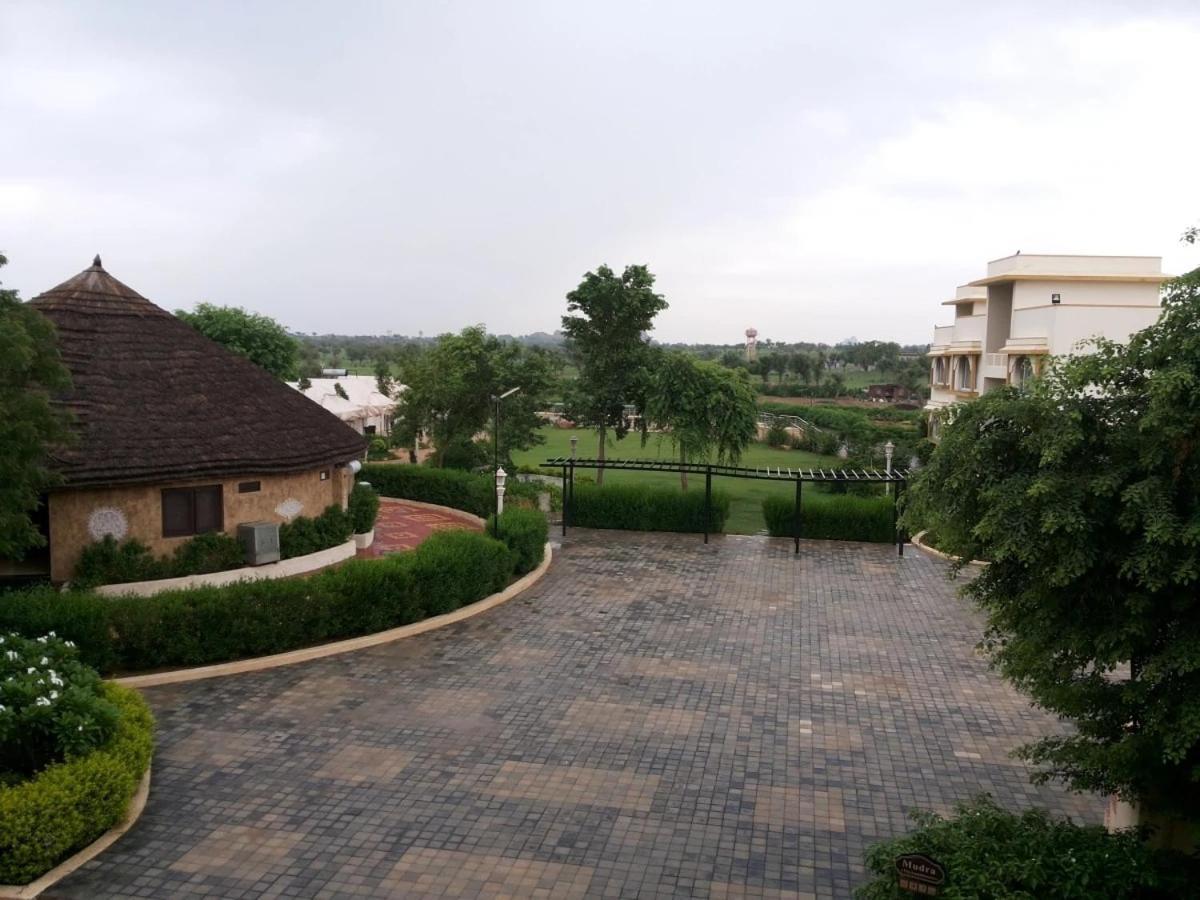Neelkanth'S Bagar Inn Resort Jhunjhunu Exterior foto